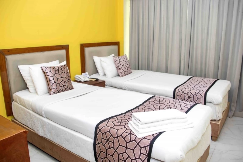 hotel-coral-reef